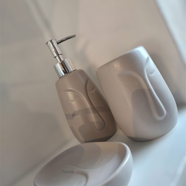 Set de baño caras (Descuento en efectivo/transferencia)