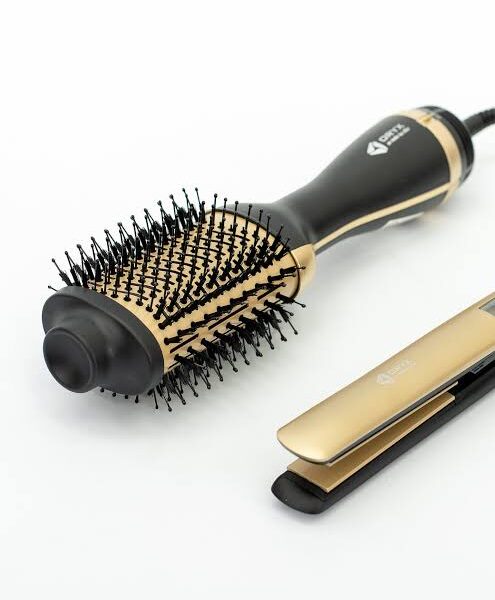 Plancha de pelo + cepillo modelador